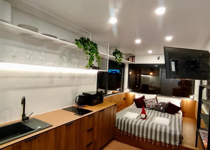 The View By Good Spot 3*